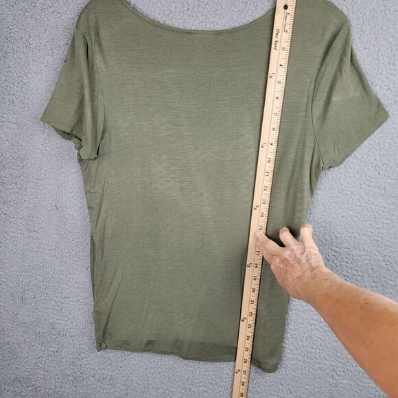 Knit Top Blouse Womens L Green Metallic Studs Scoop Neck  Short Sleeves Light - Picture 13 of 13